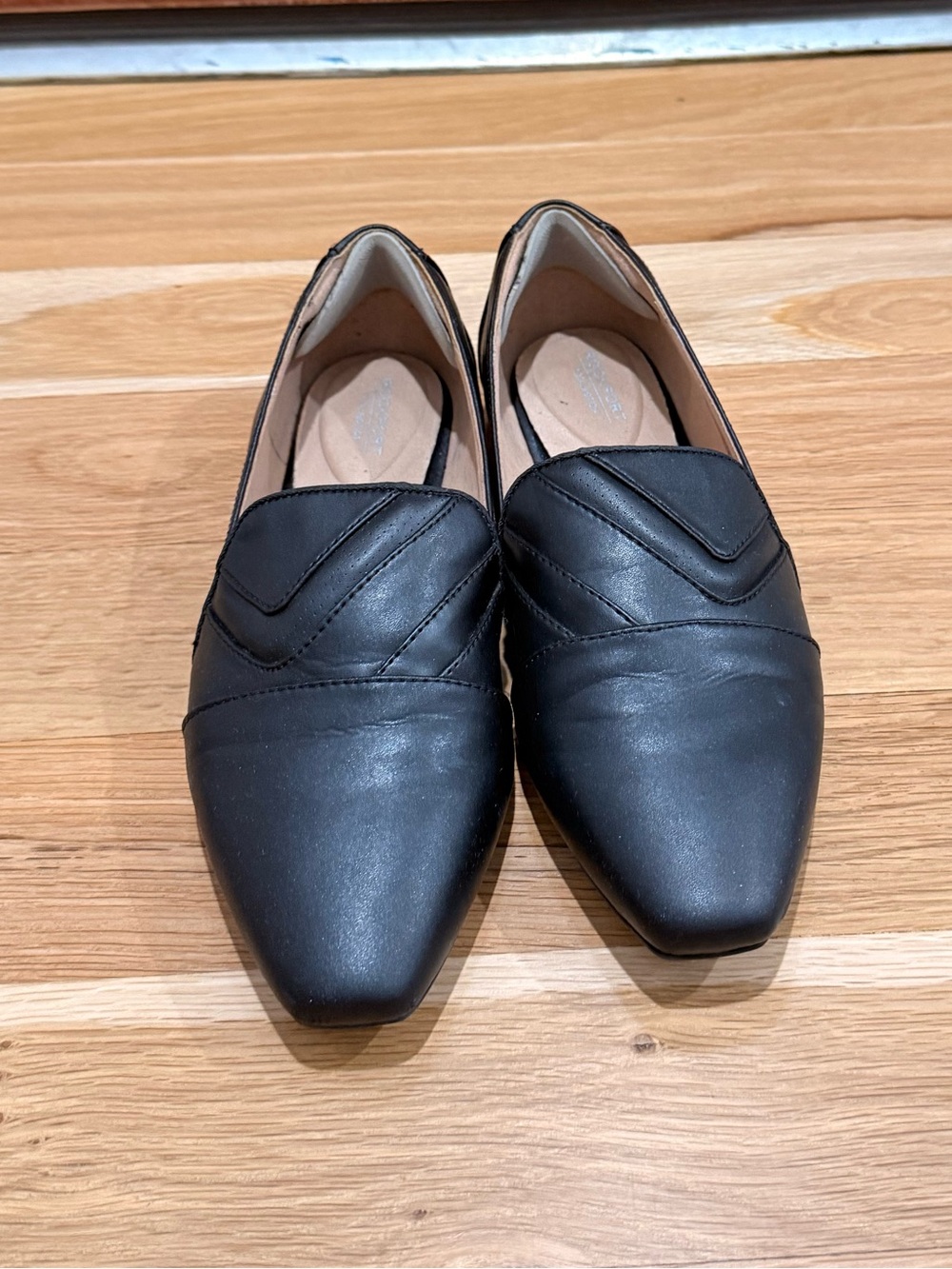 Rockport Classic Black Leather Slip-On Loafers